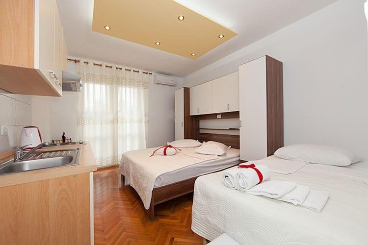Apartmani Saric Tučepi Extérieur photo